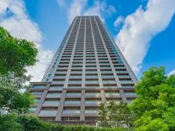 【東京都/新宿区富久町】富久クロスコンフォートタワー 外観