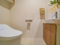 【東京都/新宿区富久町】富久クロスコンフォートタワー トイレ