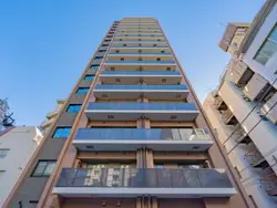 【東京都/港区新橋】ザ・パークハウス芝御成門 建築中の外観