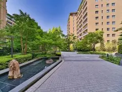 【東京都/渋谷区広尾】広尾ガーデンフォレスト G棟 敷地内：センターフォレスト