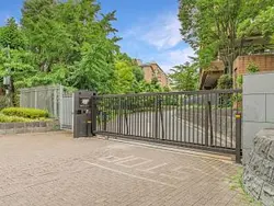 【東京都/渋谷区広尾】広尾ガーデンフォレスト G棟 駐車場：パーキングゲート