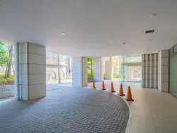 【東京都/港区南青山】青山ザ・タワー アプローチ