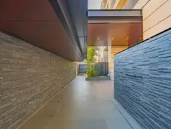 【東京都/港区南麻布】グランスイート広尾 アプローチ