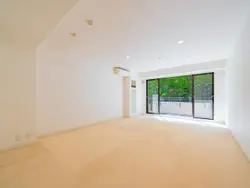 【東京都/渋谷区広尾】広尾ガーデンヒルズ ノースヒルN棟 リビング・ダイニング