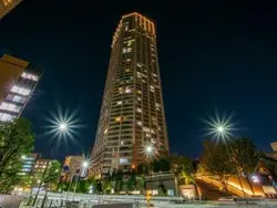 【東京都/新宿区富久町】富久クロスコンフォートタワー 外観