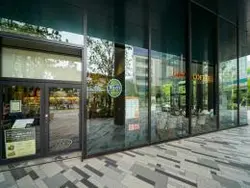 【東京都/港区海岸】ブリリアタワー浜離宮 タリーズコーヒーポートシティ竹芝店（現地より約270m）