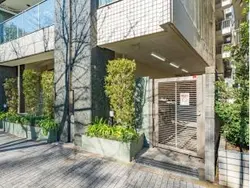 【東京都/新宿区新宿】ヒルズ新宿御苑 敷地内