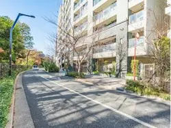 【東京都/新宿区新宿】ヒルズ新宿御苑 前面道路