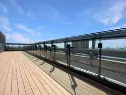 【東京都/港区芝浦】プラウドタワー芝浦 共用部：ベイエリアを一望・夏には花火鑑賞もできるスカイデッキ