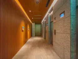 【東京都/港区芝浦】プラウドタワー芝浦 共用部：エレベーターホール。居住階・共用部のみアクセス可能です。