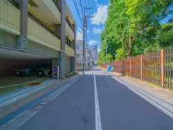 【東京都/渋谷区千駄ヶ谷】リビオ新宿御苑 前面道路