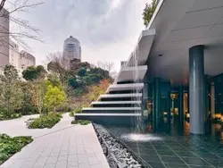 【東京都/港区愛宕】虎ノ門ヒルズレジデンシャルタワー 敷地内