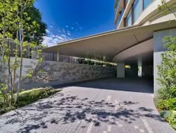 【東京都/渋谷区猿楽町】プラウド代官山フロント アプローチ