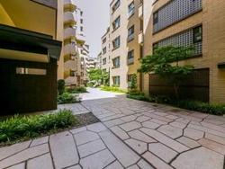 【東京都/新宿区新小川町】アトラス江戸川アパートメント 共用部