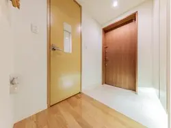 【東京都/千代田区六番町】グランスイート六番町 玄関