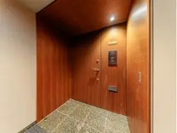 【東京都/千代田区六番町】グランスイート六番町 玄関
