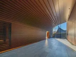 【東京都/渋谷区神宮前】プラウド神宮前 エントランス