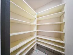 【東京都/港区港南】ワールドシティタワーズ アクアタワー 収納：シューズインクローゼット