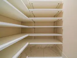 【東京都/渋谷区渋谷】プラウドタワー渋谷 収納：シューズインクローゼット