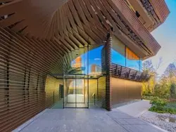 【東京都/渋谷区神宮前】プラウド神宮前 エントランス