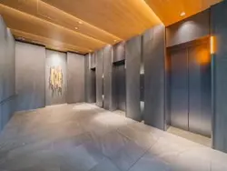 【東京都/渋谷区桜丘町】ブランズ渋谷桜丘 共用部：エレベーターホール