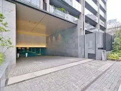 【東京都/渋谷区南平台町】ザ・パークハウス渋谷南平台 敷地内
