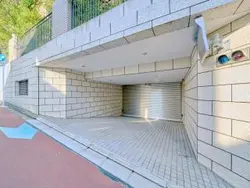 【東京都/港区南麻布】ドムス南麻布 駐車場