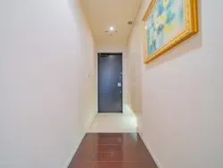 【神奈川県/横浜市西区高島】ファーストプレイス横浜 パークタワー横浜ステーションプレミア 玄関：※家具・調度品等は販売価格に含まれておりません