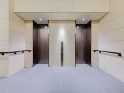 【東京都/千代田区三番町】ザ・パークハウスグラン三番町26 共用部：エレベーターホール