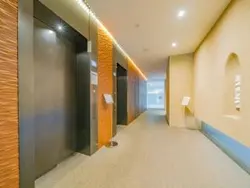 【東京都/千代田区一番町】パークコート一番町 共用部：エレベーターホール