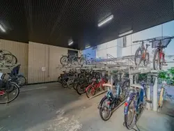 【東京都/港区虎ノ門】グランスイート虎ノ門 駐輪場