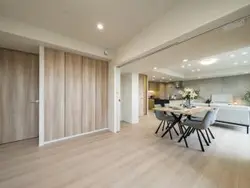 【東京都/新宿区内藤町】ジオ御苑内藤町 リビング・ダイニング：手前：洋室