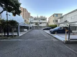 【東京都/新宿区中町】パレ神楽坂 駐車場