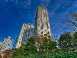【東京都/港区東新橋】東京ツインパークス レフトウィング 外観：右側がレフトウィング