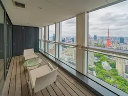 【東京都/港区虎ノ門】虎ノ門ヒルズレジデンス バルコニー：※家具・調度品は販売価格に含まれておりません