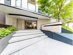 【東京都/文京区小石川】ディアナコート小石川播磨坂レジデンス エントランス