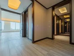 【大阪府/大阪市北区大深町】グラングリーン大阪 THE NORTH RESIDENCE 廊下