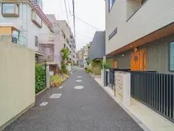 【東京都/港区高輪】港区高輪一丁目戸建 前面道路