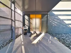 【東京都/港区東新橋】東京ツインパークス ライトウイング 敷地内