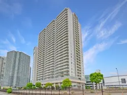 【神奈川県/横浜市西区みなとみらい】ブルーハーバータワーみなとみらい 外観