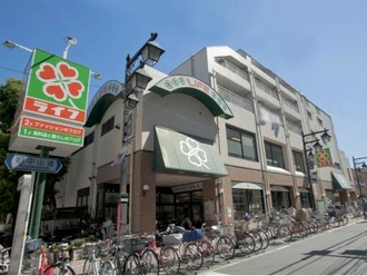 ライフ仲宿店