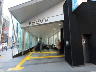 六本木駅（都営大江戸線7番出口）