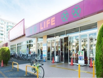 ライフ前野町店