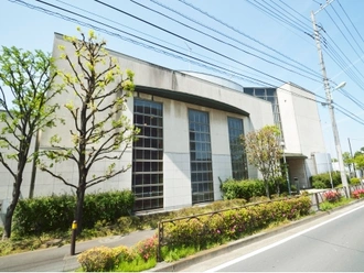 世田谷区役所鎌田区民センター