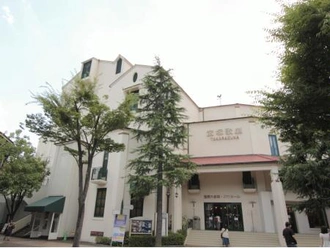 宝塚大劇場