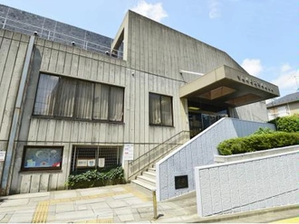 大崎図書館