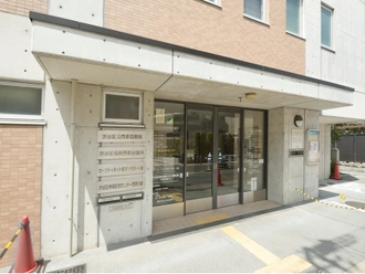 渋谷区立西原図書館