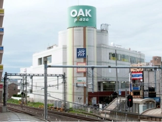 OAK PLAZA