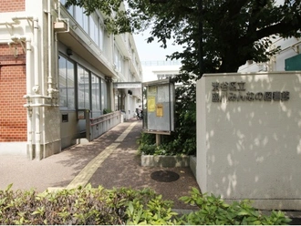 臨川みんなの図書館