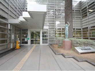 杉並区立中央図書館